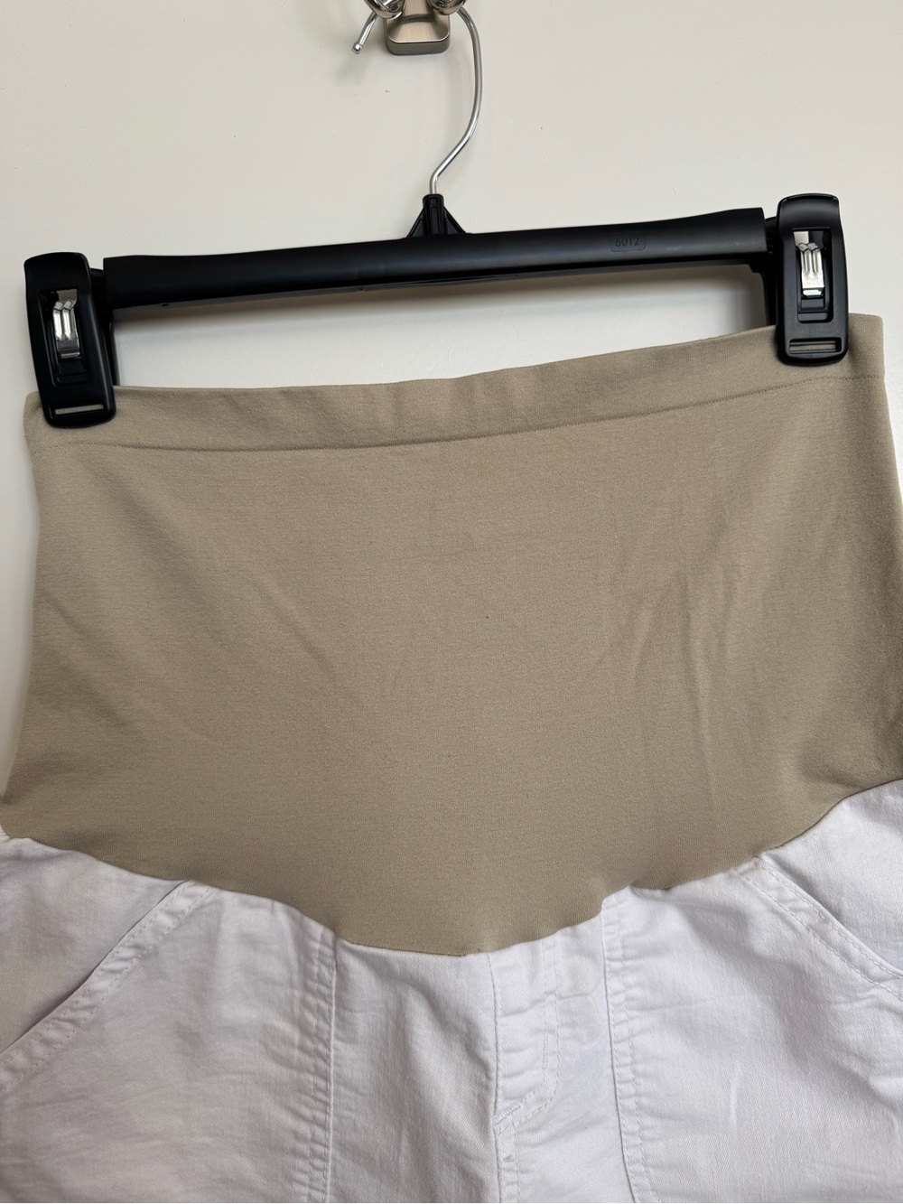 Haute Moma-Maternity White Cotton Blend Shorts with Tan Stretch Waistband - Picture 4 of 6